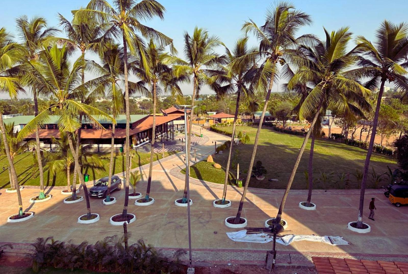 Serene Resort Hyderabad シャムシャバード エクステリア 写真