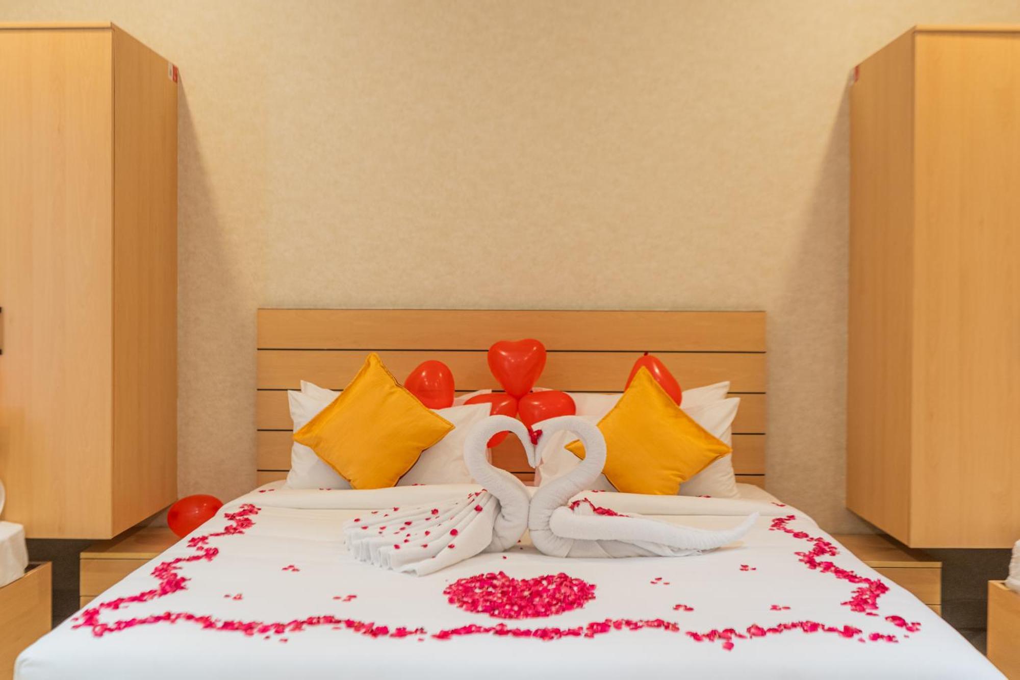 Serene Resort Hyderabad シャムシャバード エクステリア 写真