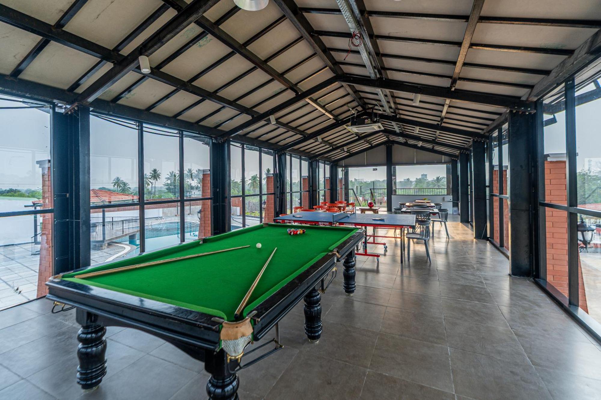 Serene Resort Hyderabad シャムシャバード エクステリア 写真